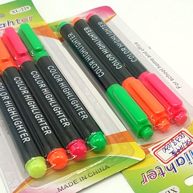 XL-229 card 4 pieces Highlighter, student marker, office supplies Application Scenario