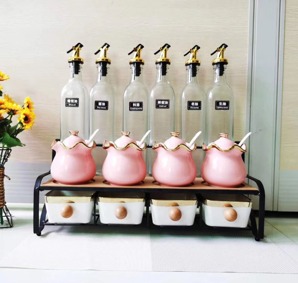 15P-D1 seasoning jar. Each box contains 6 sets