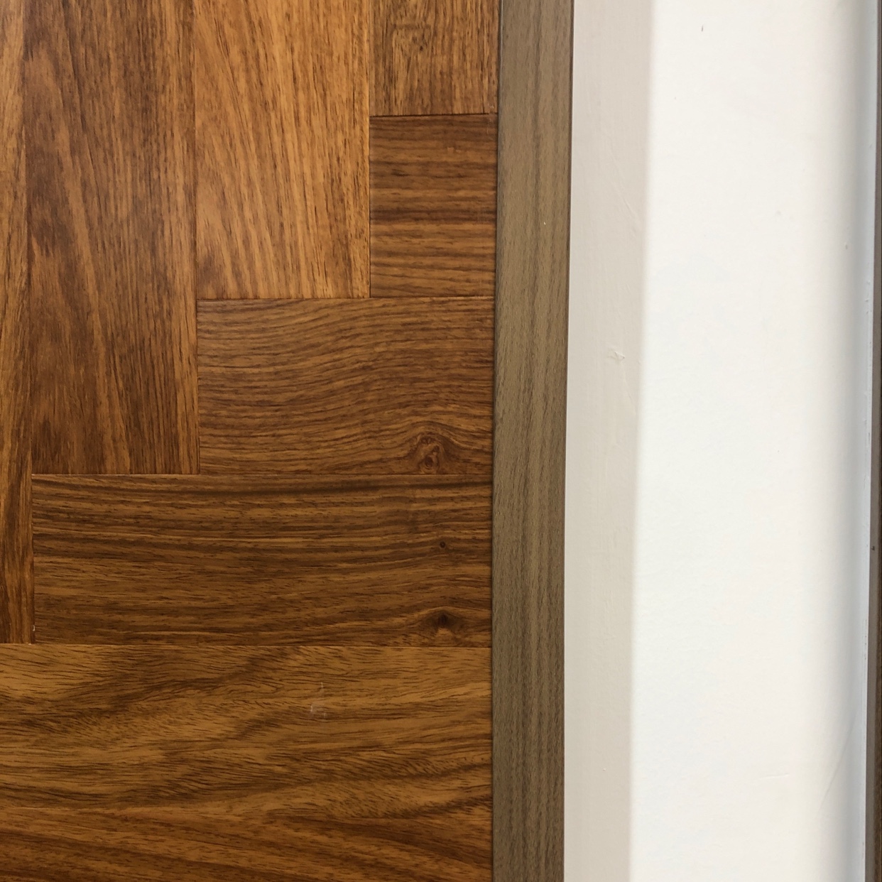 亚花梨北欧美式风格大自然原木色客厅卧室家用原木实木地板强化复合木地板详情图4