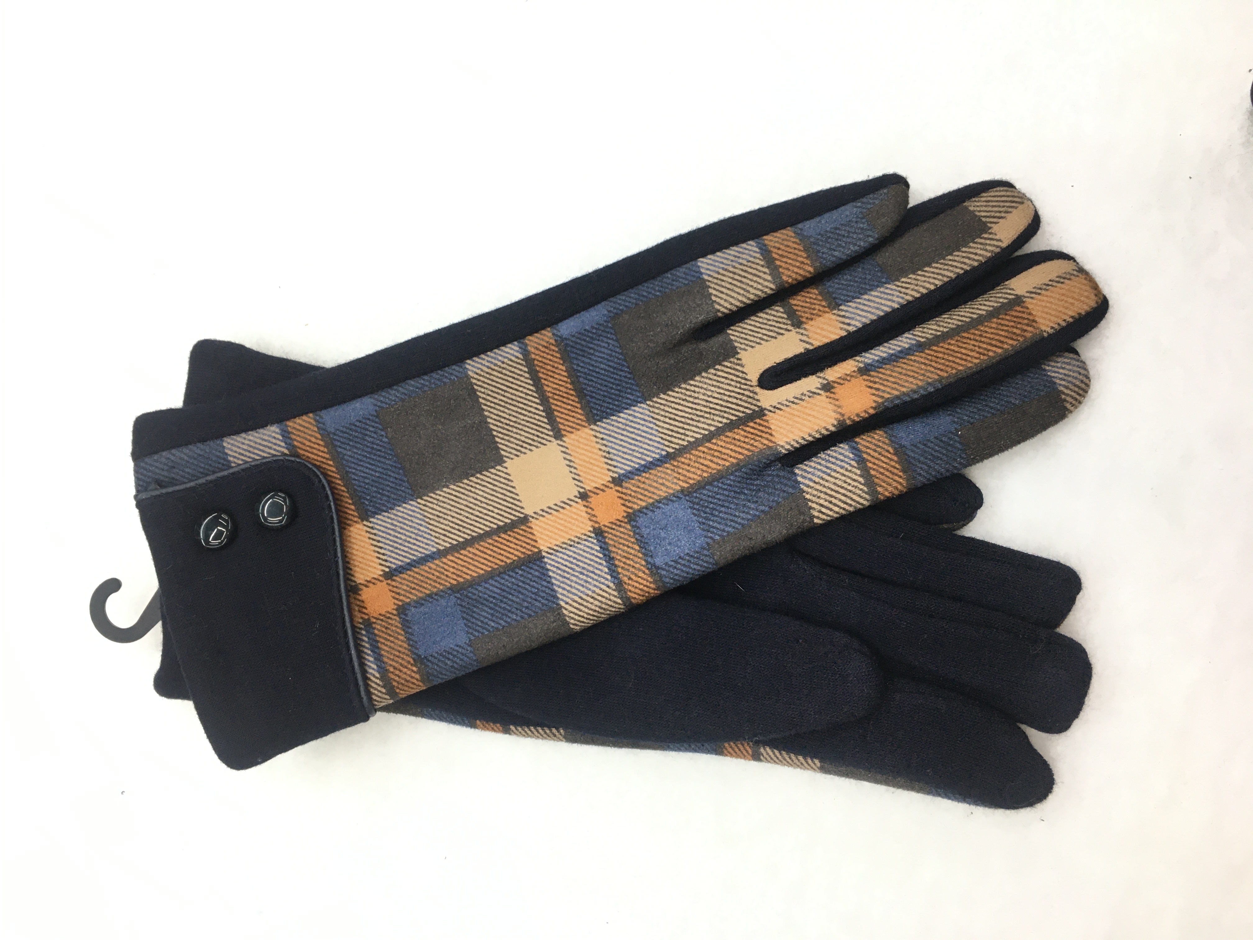 European and American fashion trend style checked AB version warm and fleece warm gloves detail image 3