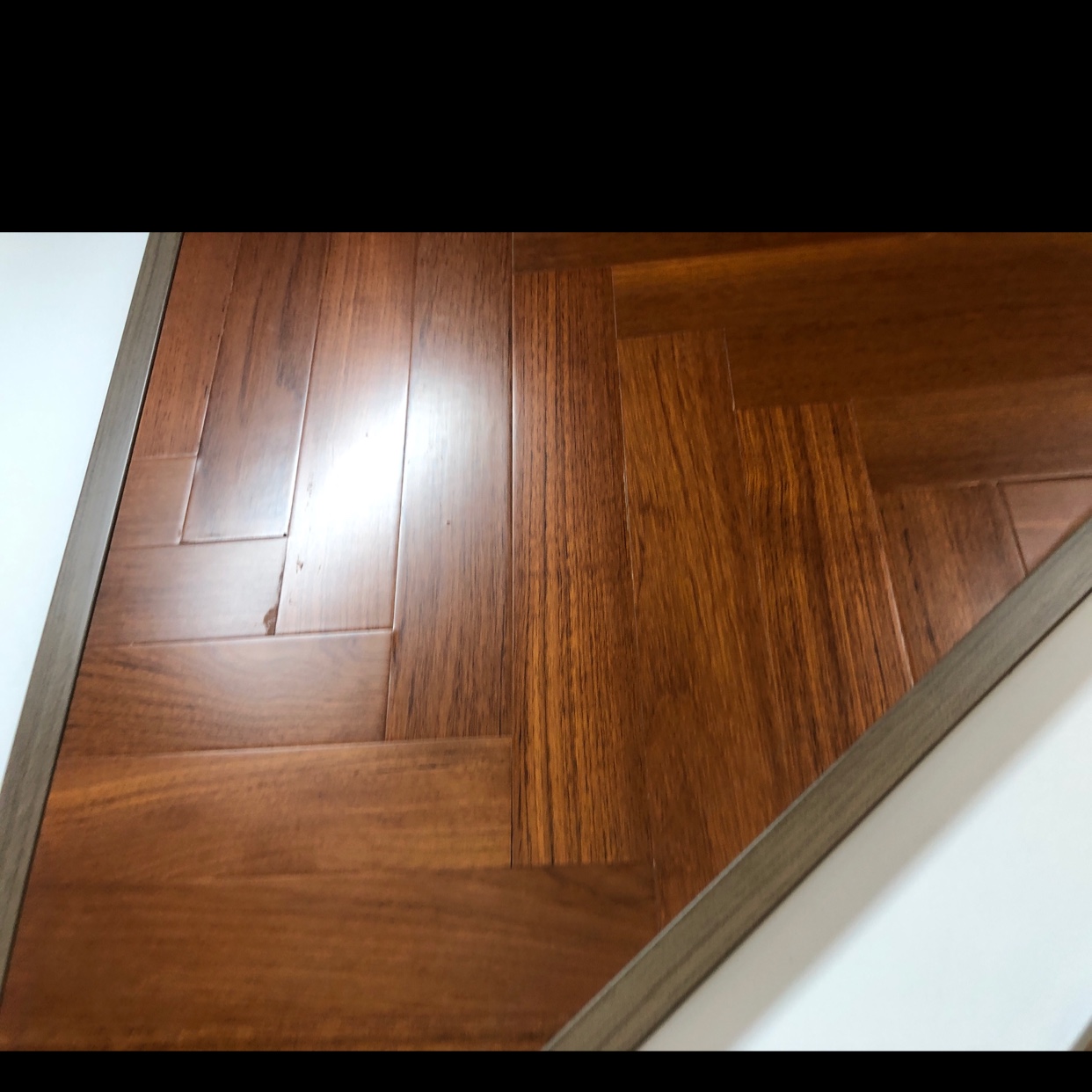 柚木北欧美式风格大自然原木色客厅卧室家用原木实木地板强化复合木地板详情图4