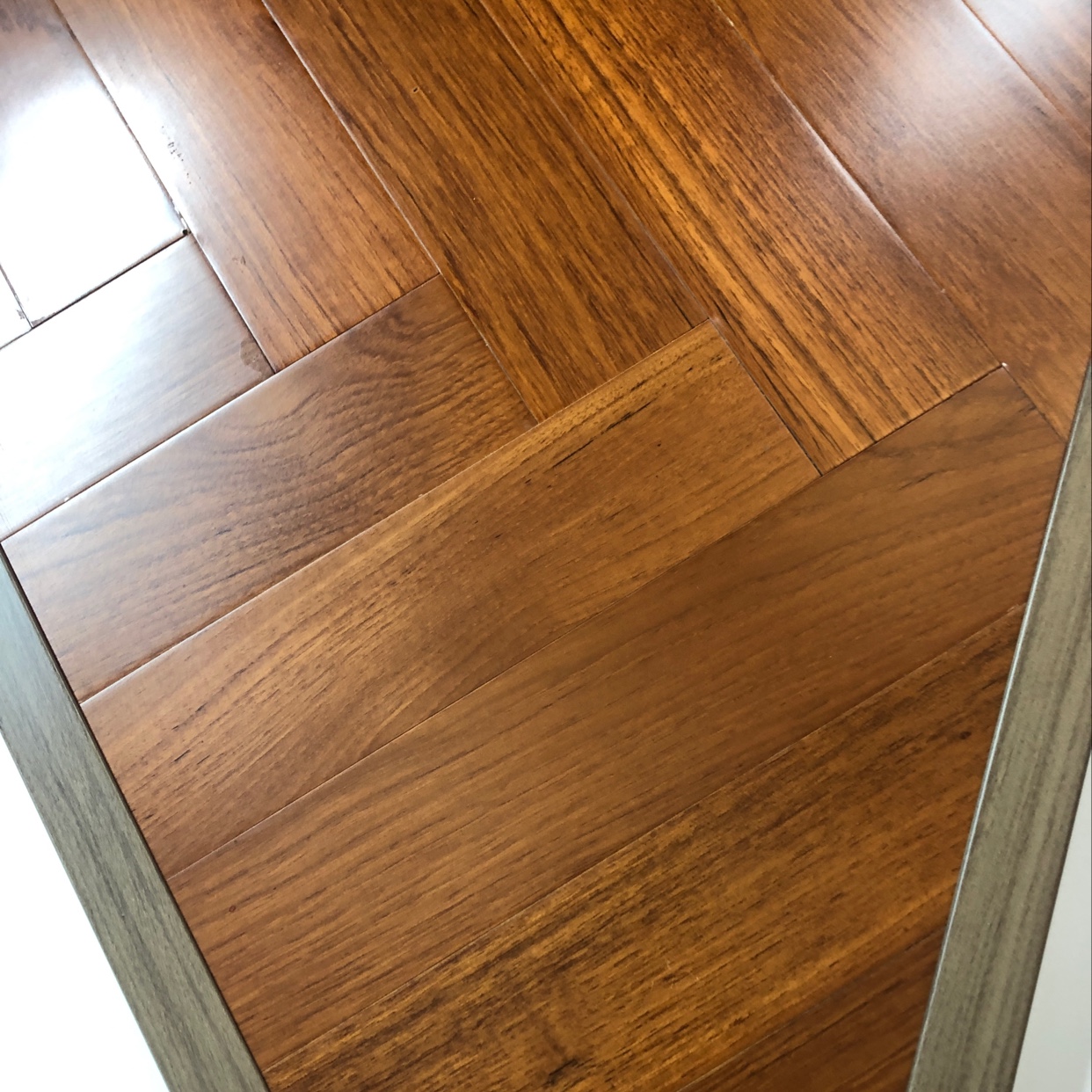柚木北欧美式风格大自然原木色客厅卧室家用原木实木地板强化复合木地板详情图3