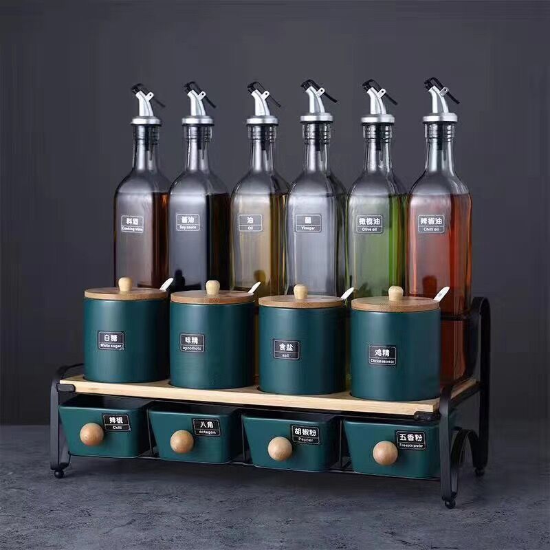 15P-U1 seasoning jar. Each box contains 6 sets