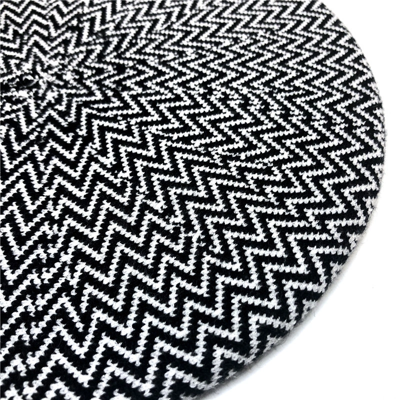 New cashmere and wool one-piece hats for men, Beret hats for grandpas and grandmas, fashionable and warm, essential for winter detail image 4