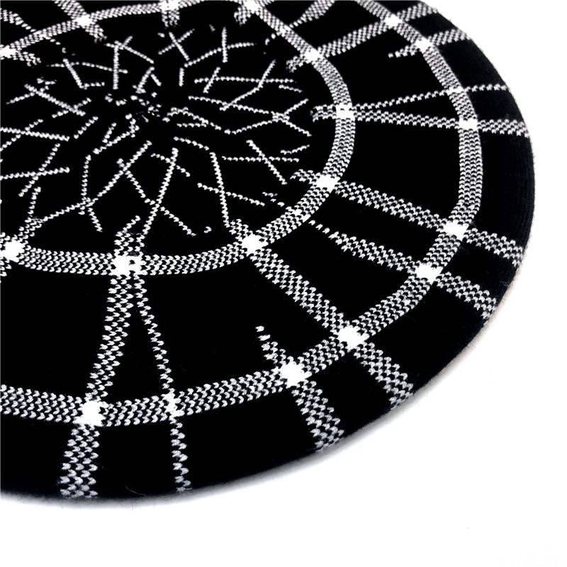 2021 New style cashmere jacquard fashionable Beret hats for men and women, wool one-piece hats for grandmothers and grandfathers detail image 3