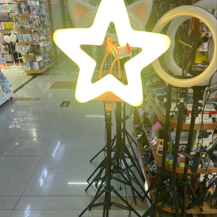 星星补光灯地面支架图