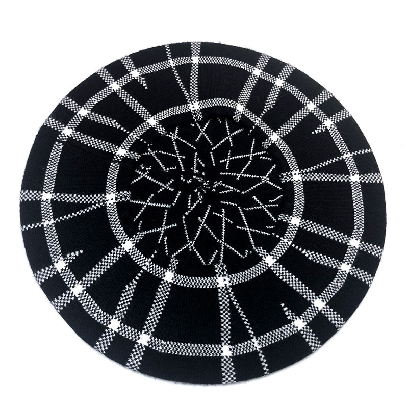 2021 New style cashmere jacquard fashionable Beret hats for men and women, wool one-piece hats for grandmothers and grandfathers Application Scenario