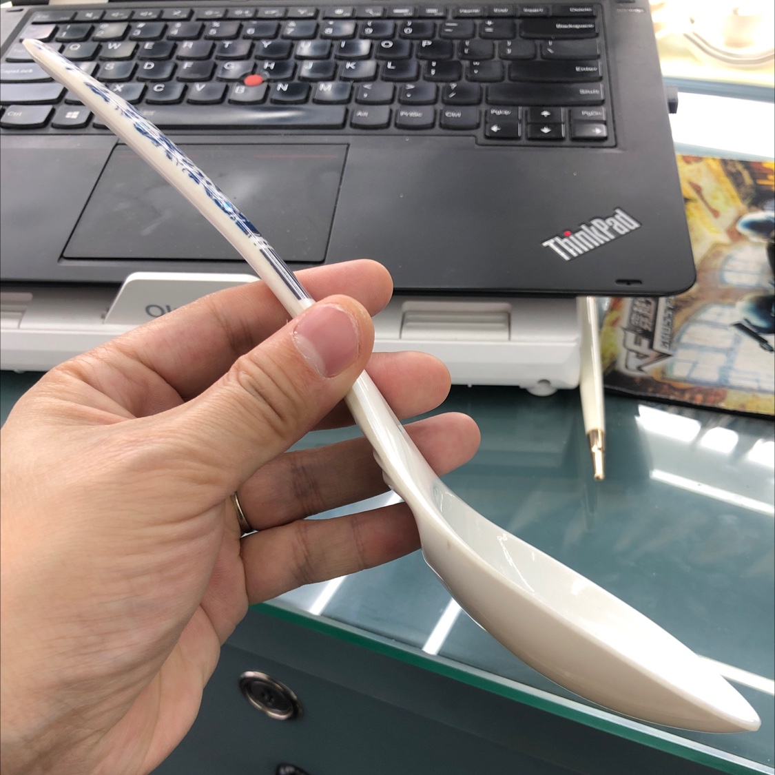 Soup spoon and rice spoon details Picture