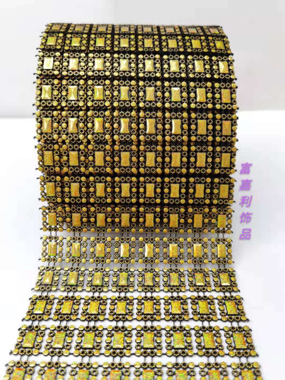 8 rows of 5×8 black background with gold foil