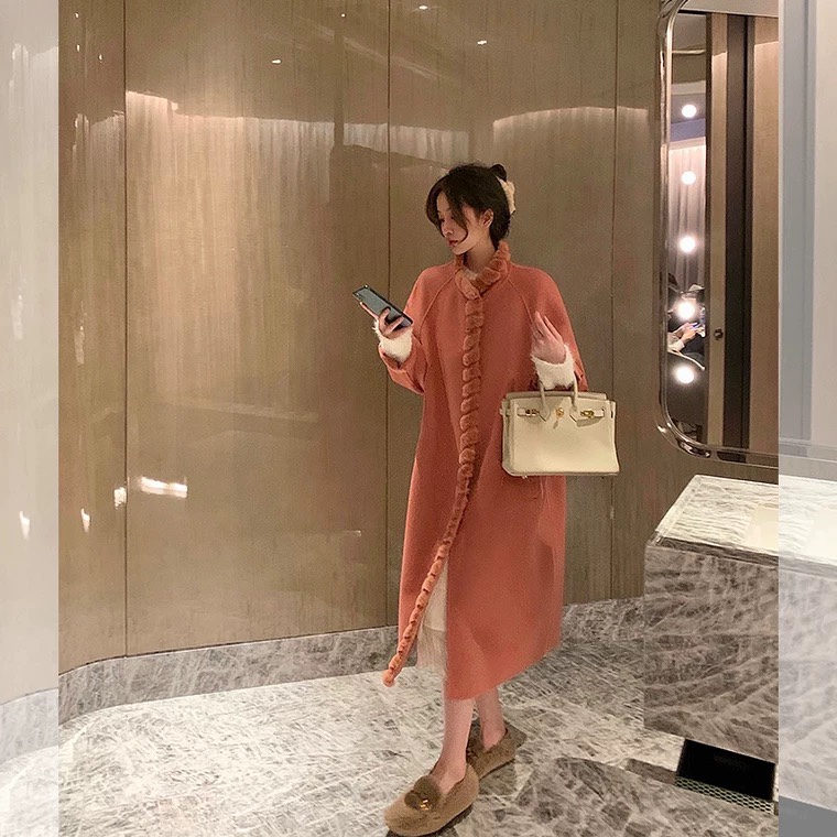 绵羊毛混纺+獭兔毛门襟少女西柚粉大衣