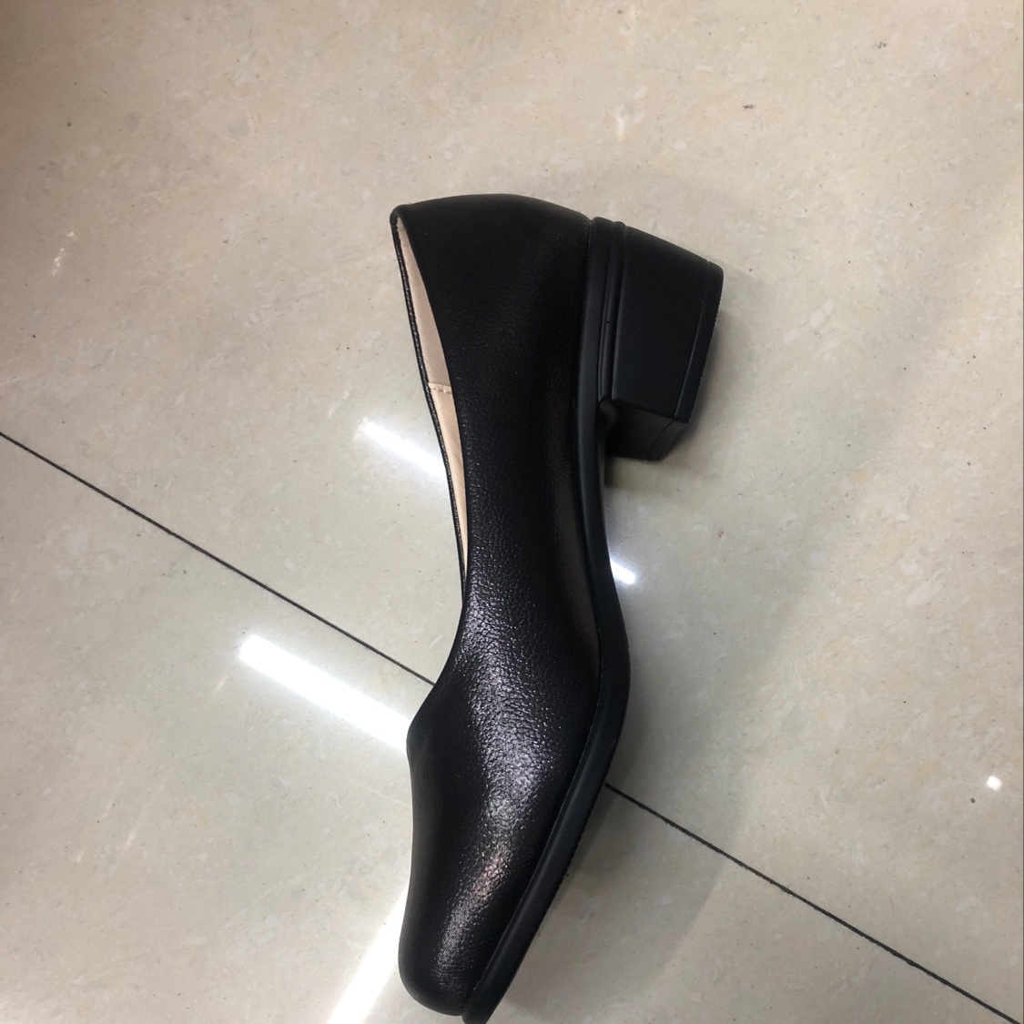 2023 Women's Shoes Fashion Application Scenario
