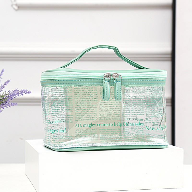 2020新款Ins热销韩版PVC透明化妆包源头厂货创意海报纹防水手提包详情图8