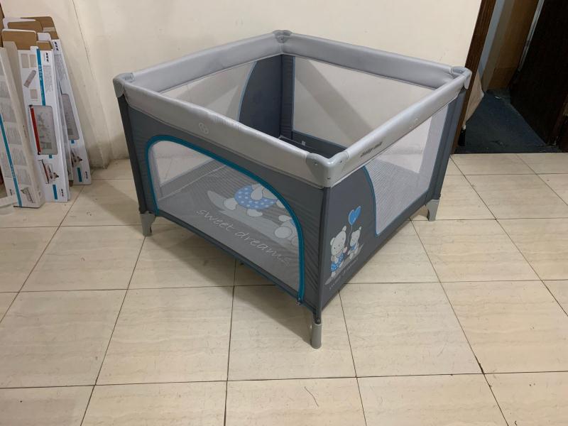 Colorful children's square bed 105*105 Application Scenario