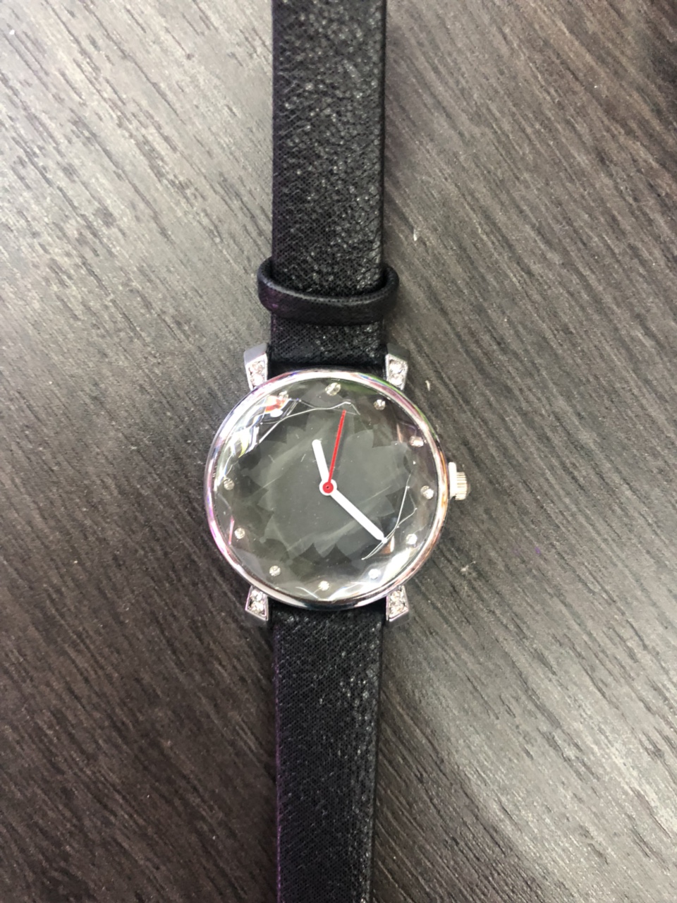 2021ins New Women's Watch, a casual and fresh quartz watch
