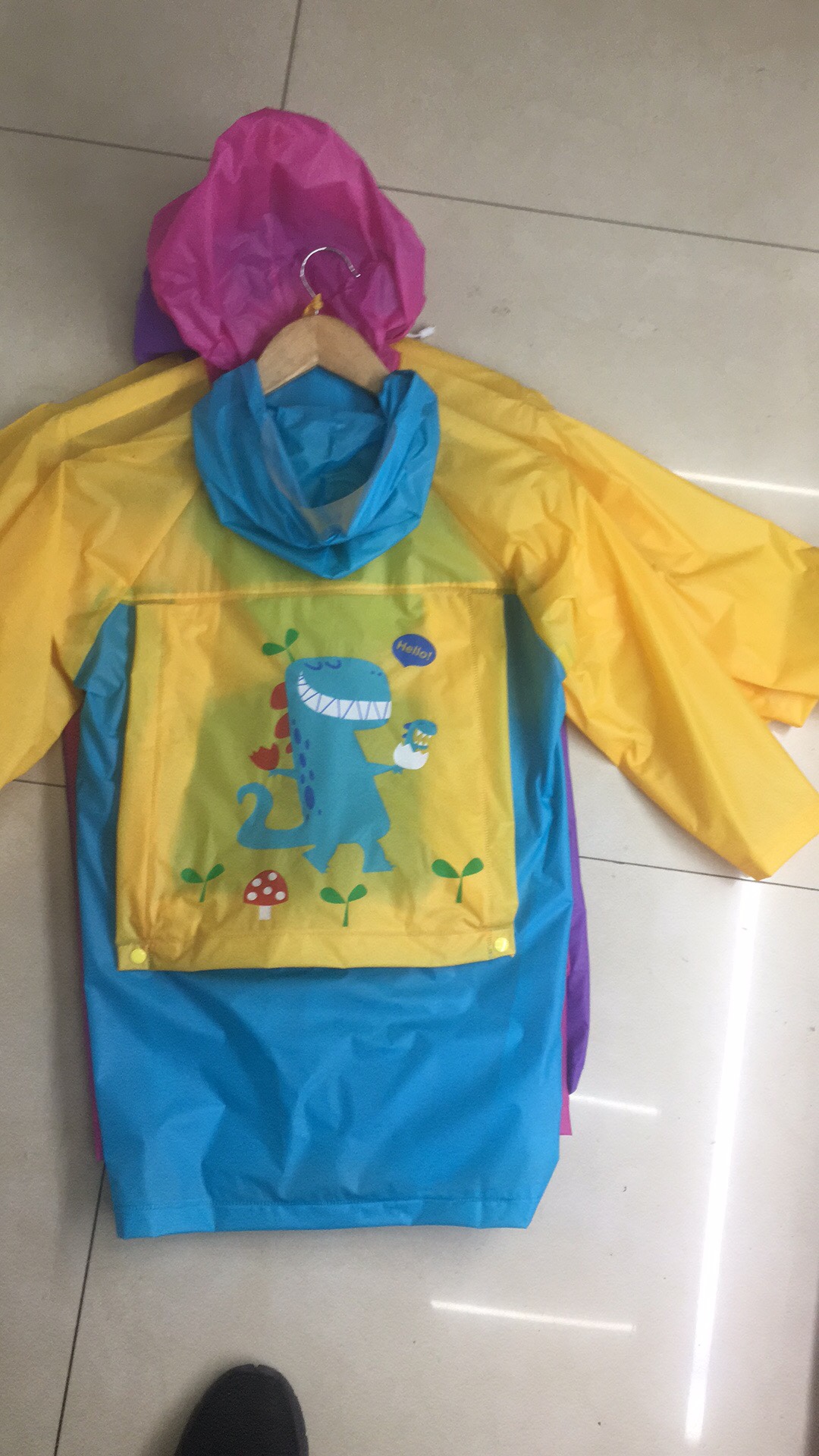 天堂鸟TTN一005儿童带背包雨衣 大号详情3