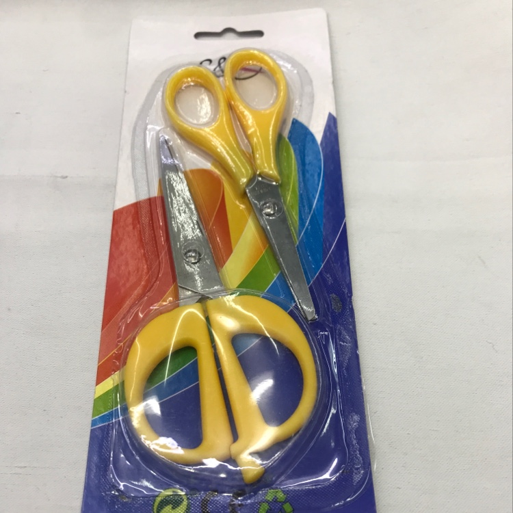 k2106k2106 scissors full figure