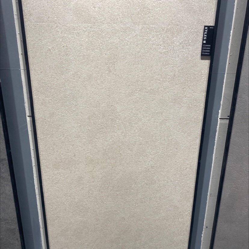 冰原灰。  A15075032P