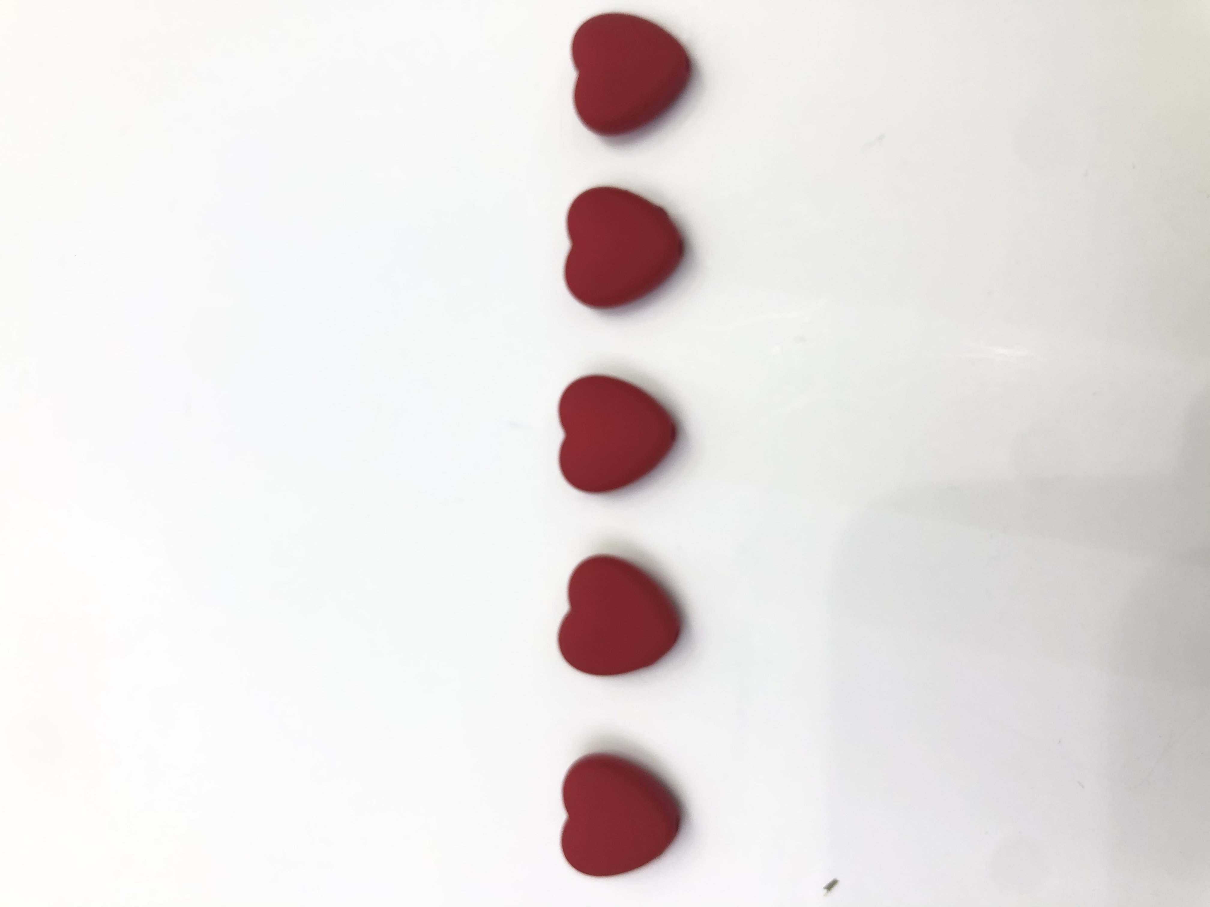 Acrylic little heart detail image 1