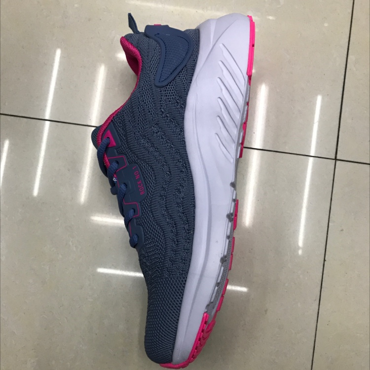 Women's flying woven sports shoes pic 2