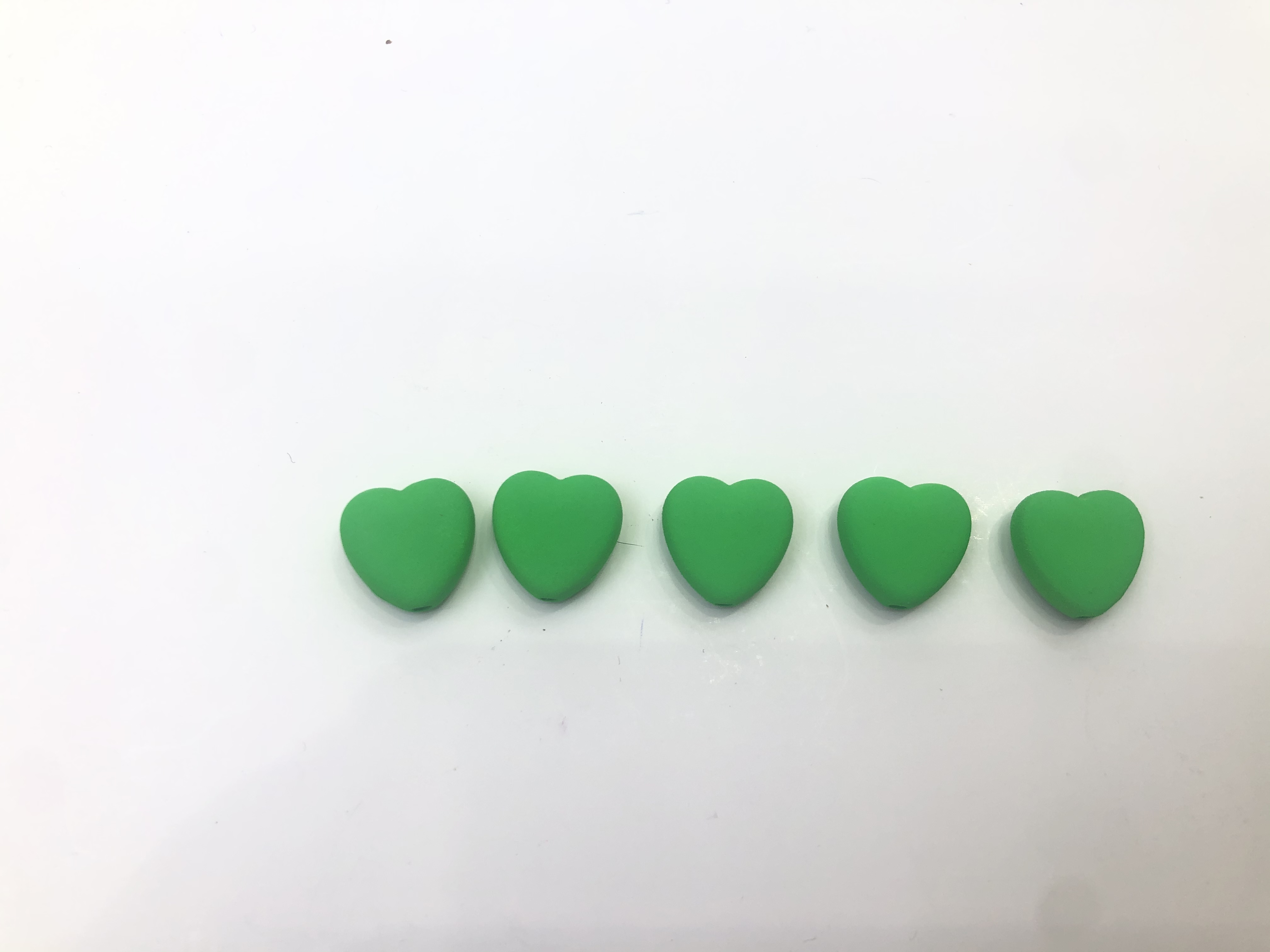 Acrylic small heart fluorescent green details Picture