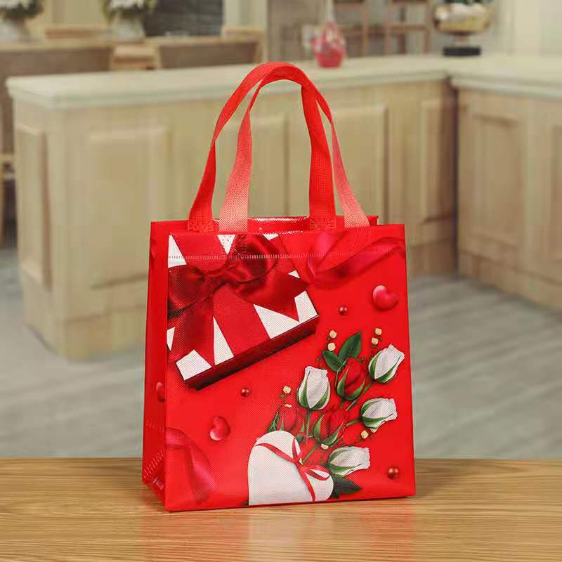 Folding clothing takeaway bag printed mulch non-woven bag portable environmental tote bag can be customized logo thumbnail