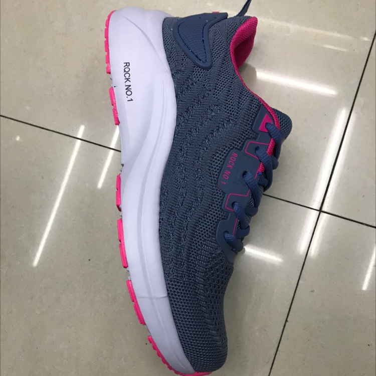 Women's flying woven sports shoes