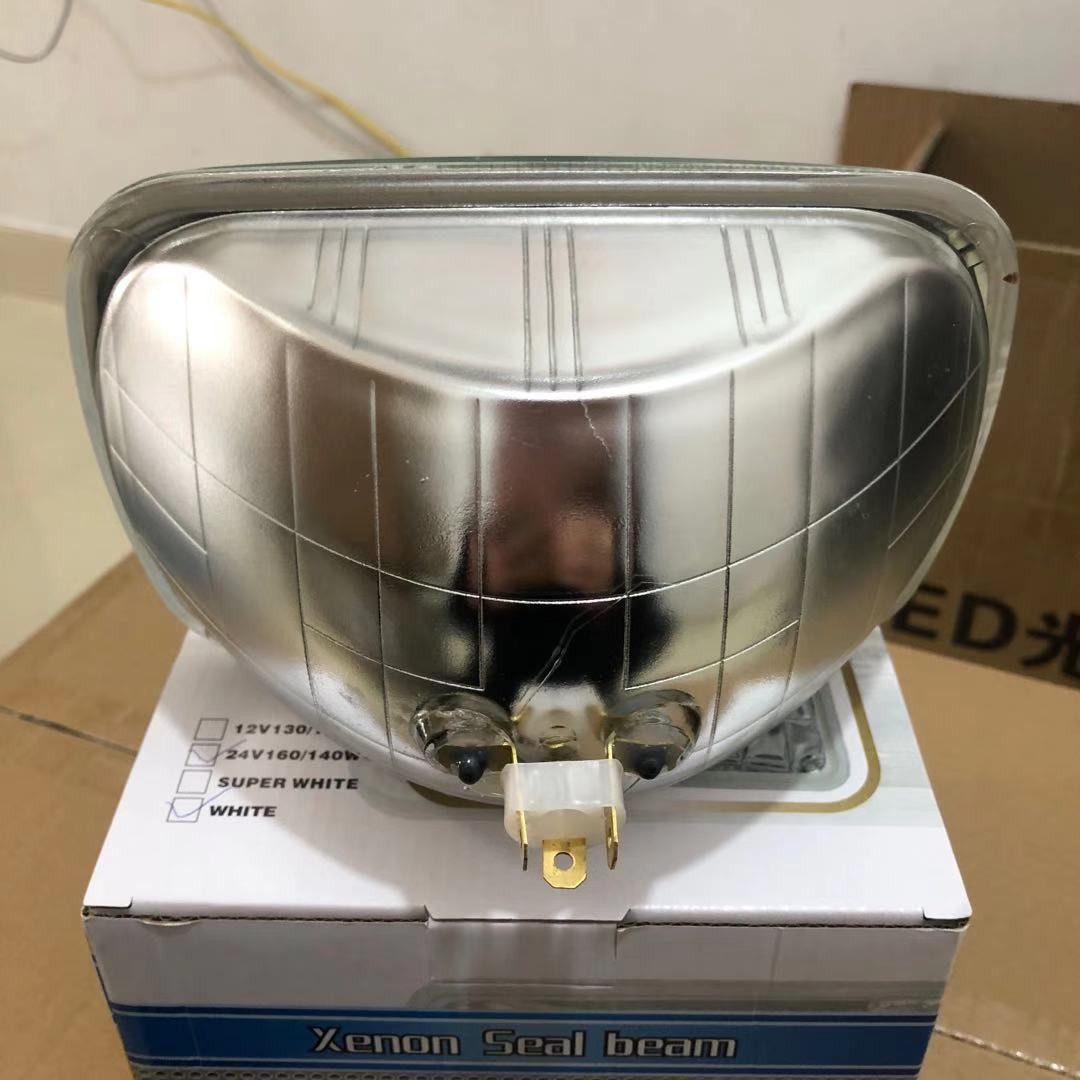 Halogen lamp cup 24V for truck headlights, 7-inch square three-plug round lamp cup ultra-bright truck headlights Specification drawing