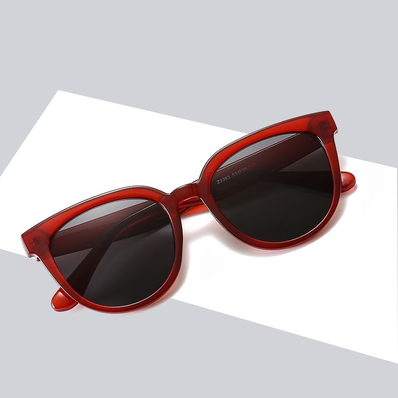 2020新款时尚猫眼街拍太阳镜 ins个性奶茶色墨镜明星同款太阳眼镜详情图2