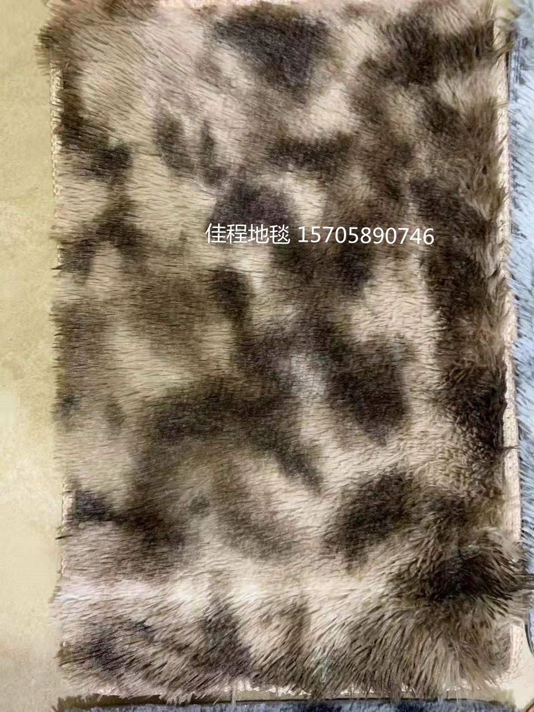 New color-changing long silk wool floor mat, tie-dyed floor mat, gradient blanket, new floor mat, long wool foot mat, export mat size 40*60cm Application Scenario