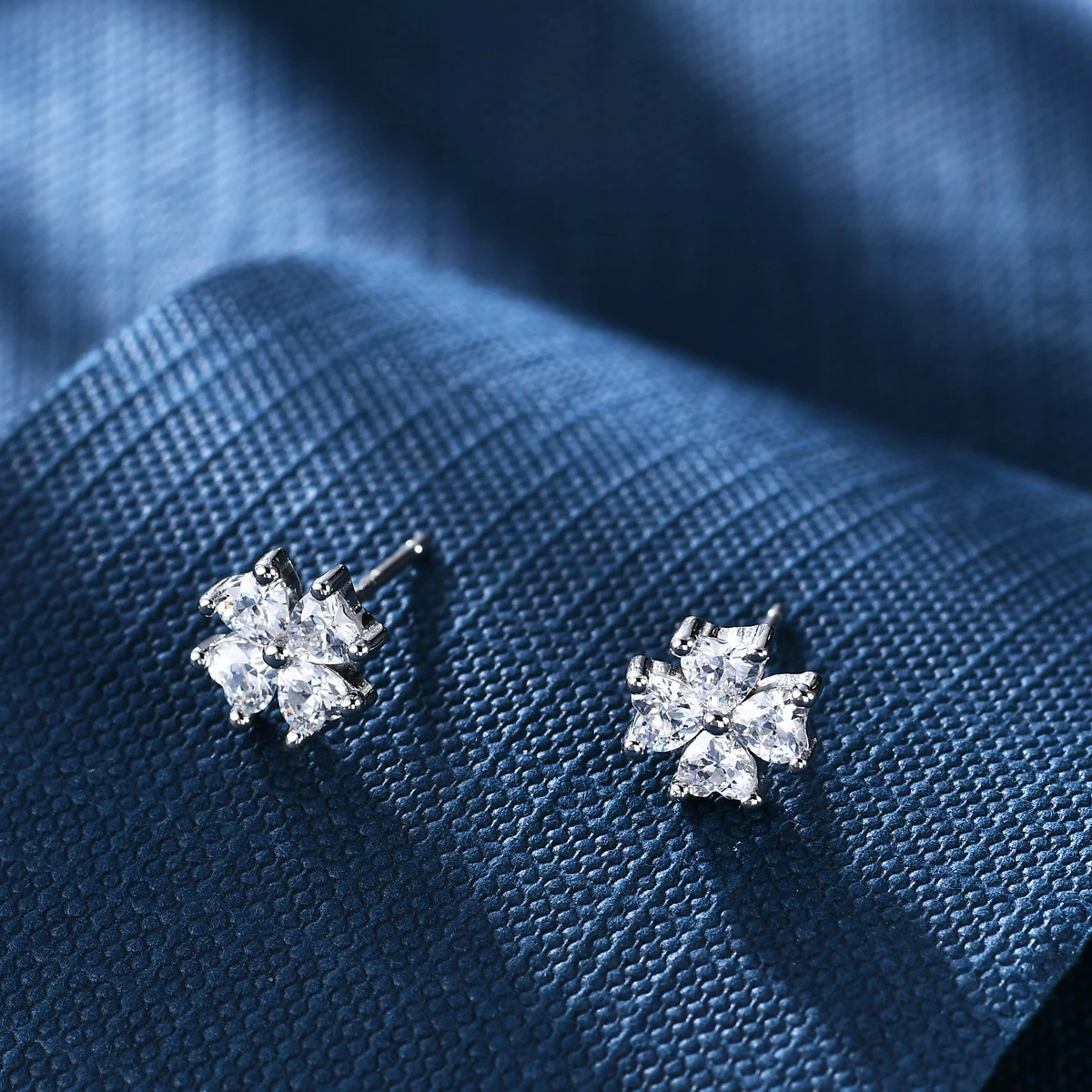 Anton Head Wolf 925 all-silver 0189 earrings, free shipping for orders starting from one piece detail image 1