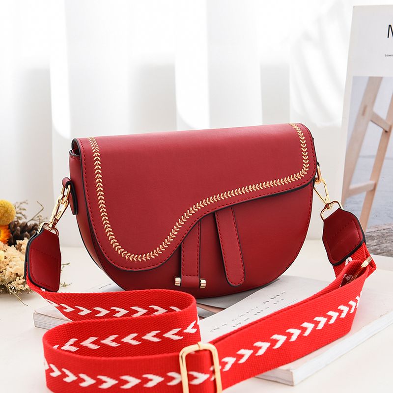 Super popular creative saddle bag for women 2020 Spring/Summer new wide shoulder strap crossbody single-shoulder bag for women direct sales from the manufacturer undefined