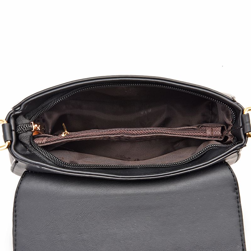 Ladies' small square bags in stock for wholesale. Simple and high-end style, crossbody, stylish, broadband, fashionable and trendy street stall bags. Factory direct sales. Supports live streaming and drop shipping undefined