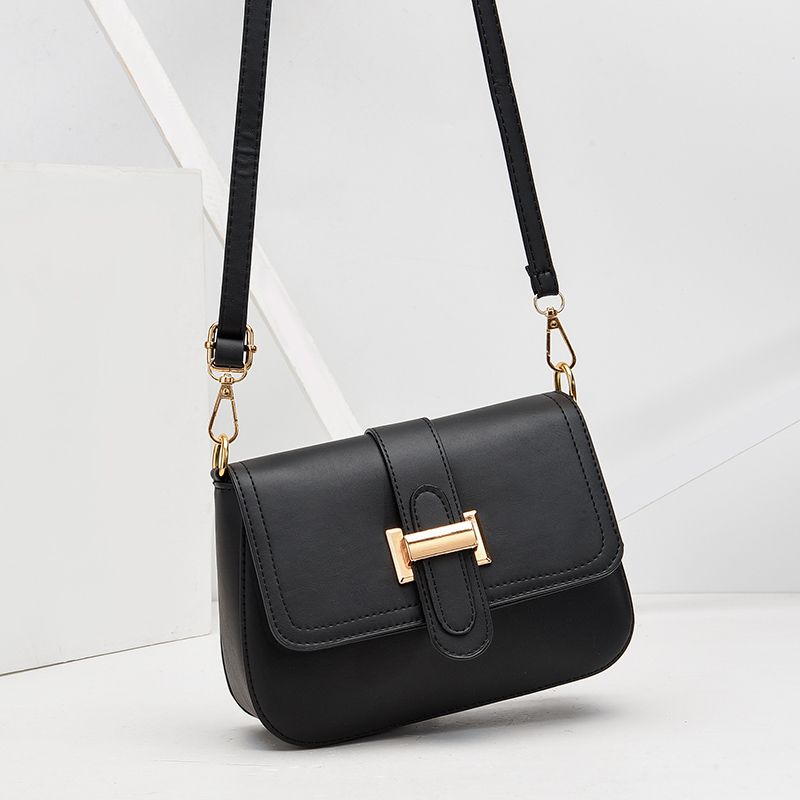 Ladies' small square bags in stock for wholesale. Simple and high-end style, crossbody, stylish, broadband, fashionable and trendy street stall bags. Factory direct sales. Supports live streaming and drop shipping Item Picture