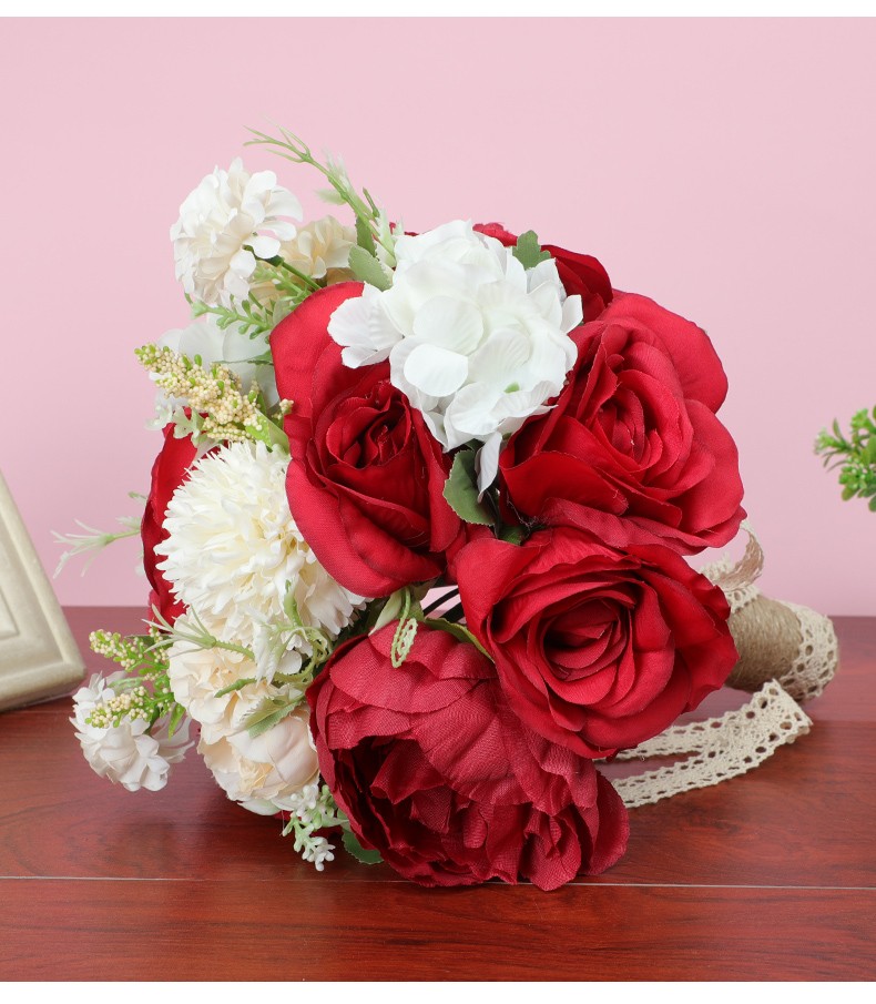 Chinese-style red bride's hand-held bouquet, simulated fresh wine, red velvet rose bouquet wedding photography detail image 5