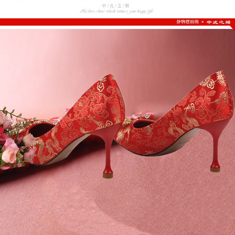 2020 Autumn And Winter New National Wind Water Diamond Dragon Phoenix Chengxiang Red Chinese Pointe High Heels Princess Bride Shoes Application Scenario