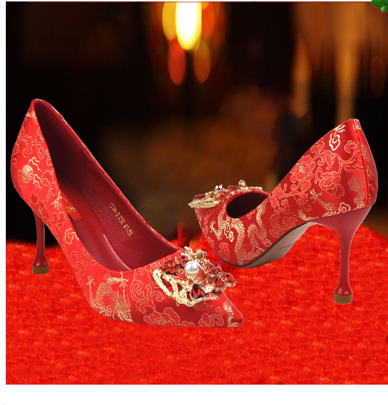 2020 Autumn And Winter New National Wind Water Diamond Dragon Phoenix Chengxiang Red Chinese Pointe High Heels Princess Bride Shoes Application Scenario