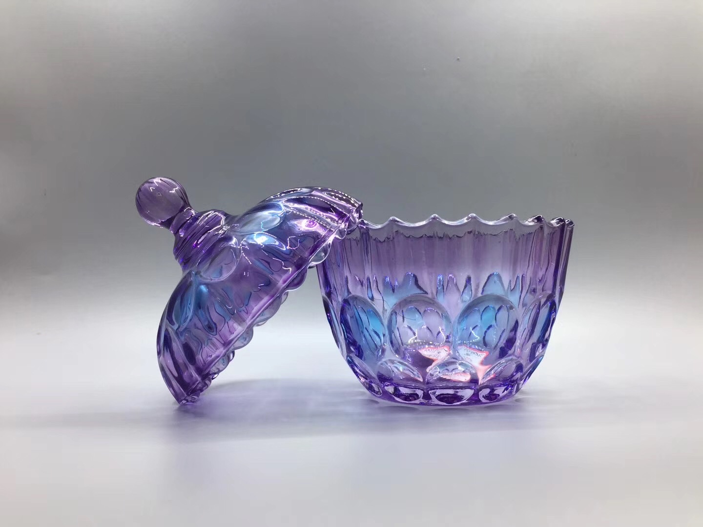 Blue Purple Colored Glass Striped Candy Jar Glass Sugar Jar Dry Fruit Jar Tea Jar Home Decoration Specification drawing