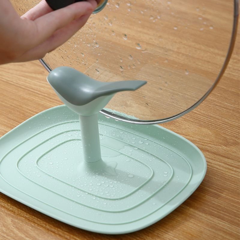 Pot lid rack, wall-mounted kitchen storage rack, no need to drill holes for pot LIDS, cutting board and chopping board storage wonder, creative Application Scenario