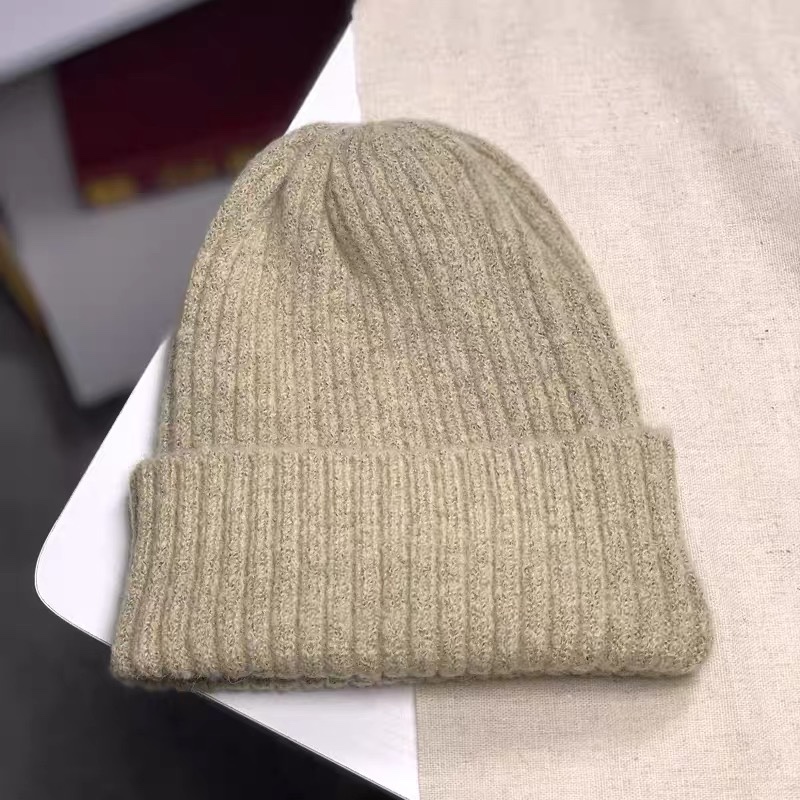Pointed hat 12