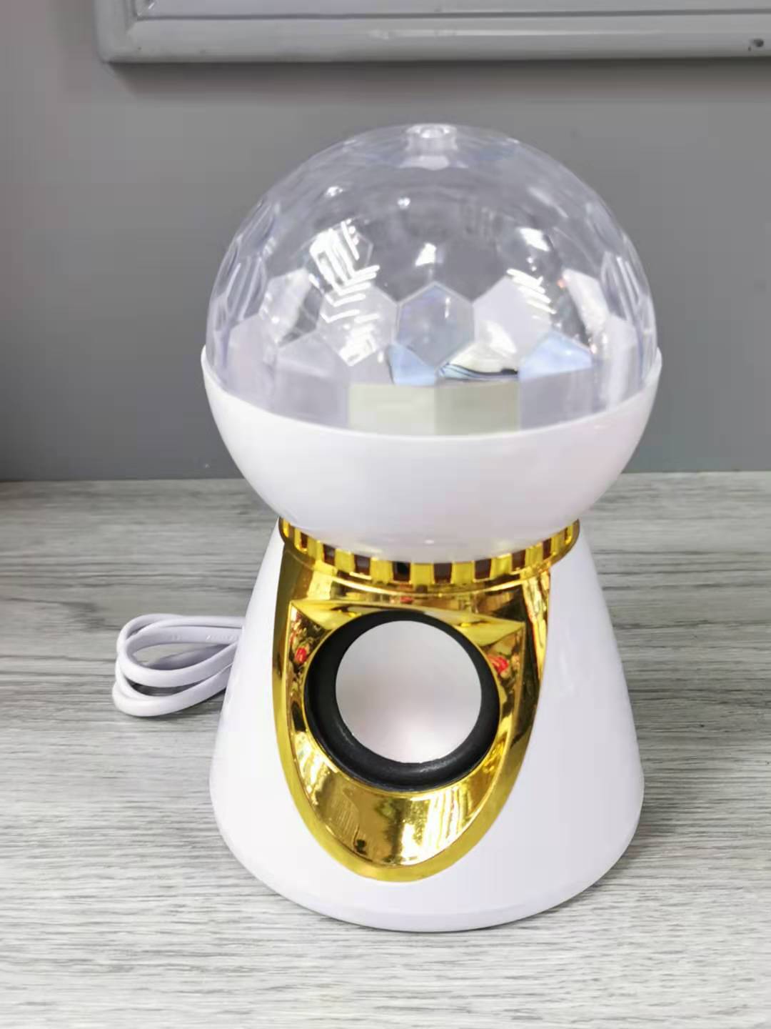 2020新款灯球泡舞台灯派对灯水晶魔球蓝牙音响灯彩灯LED蓝牙音乐