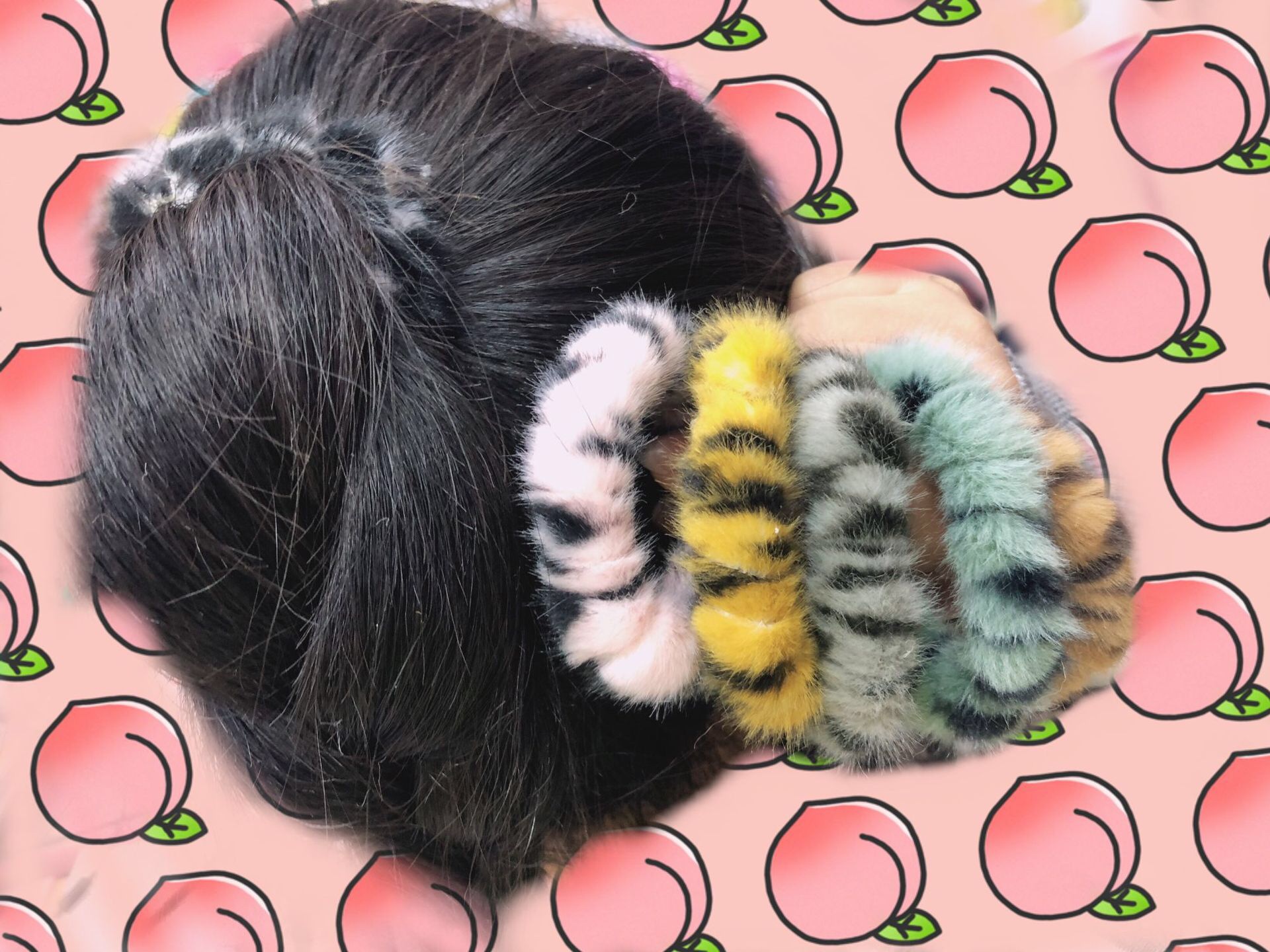 Factory direct sales of trendy new European and American leopard print ins popular simple headband accessories for women's fashionable hairstyles detail image 3