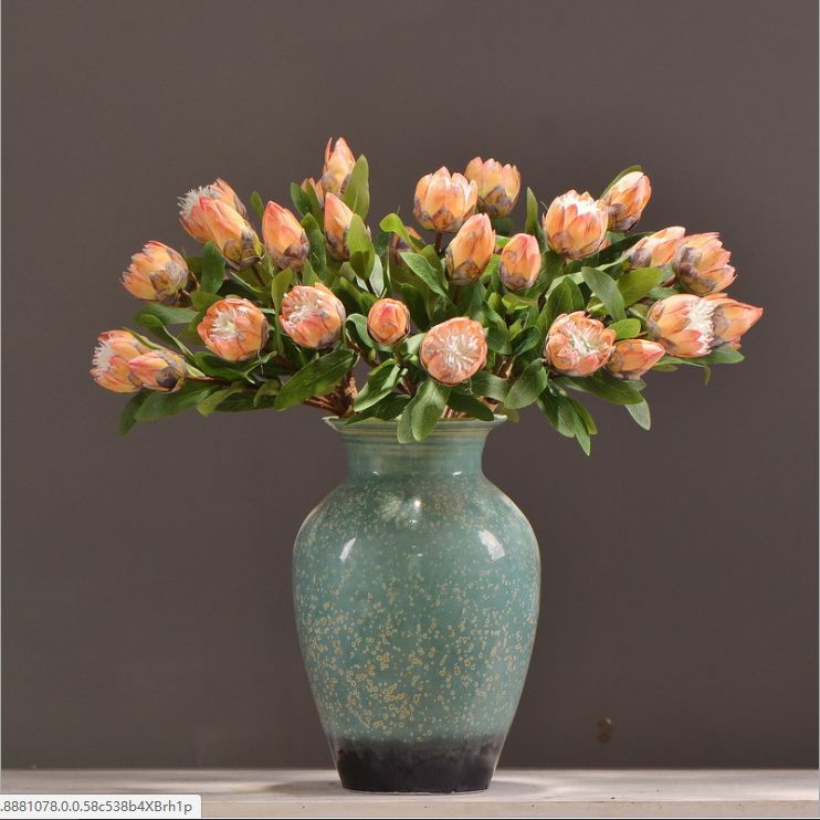 Factory direct sales of wedding artificial flowers, soft furnishings, floral art, wedding artificial hand-held bouquets, artificial flower arrangements, hand-tied little emperor flowers Application Scenario