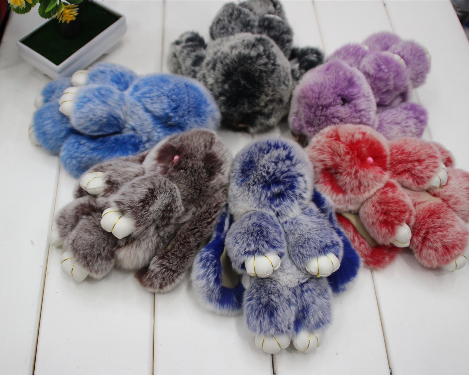 Cute rabbit dress-up dead rabbit pendant, real rex rabbit fur car keychain bag pendant, cute and trendy Item Picture