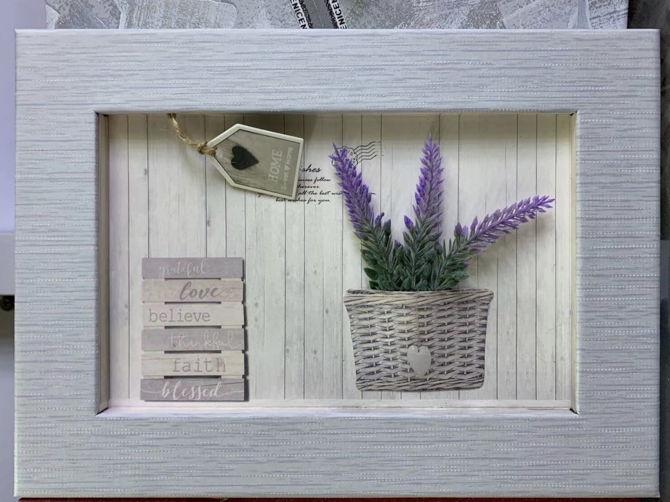 Three-Dimensional Hollow Series Gift Box full figure