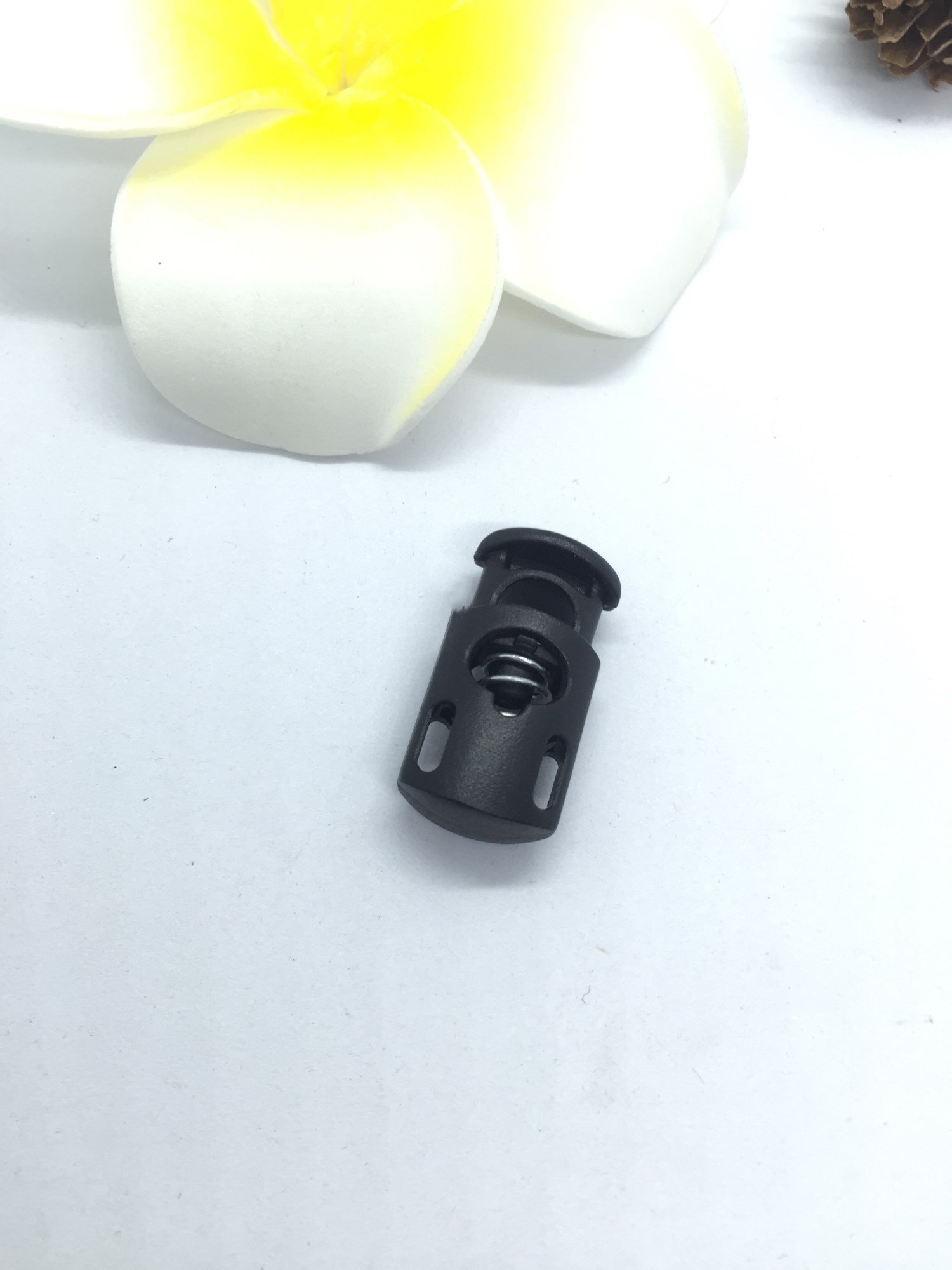 125 Long flat single-hole spring buckle detail image 2