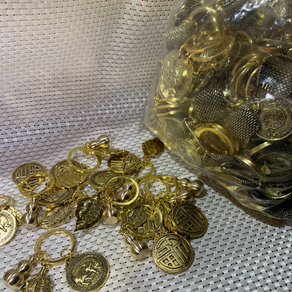 合金生肖铜葫芦一夜发财细节图