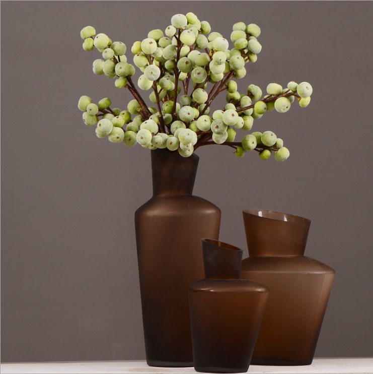 Wholesale of high-end artificial flowers for dining tables, coffee tables, interior decoration, artificial berries, plant hair and artificial figs Application Scenario