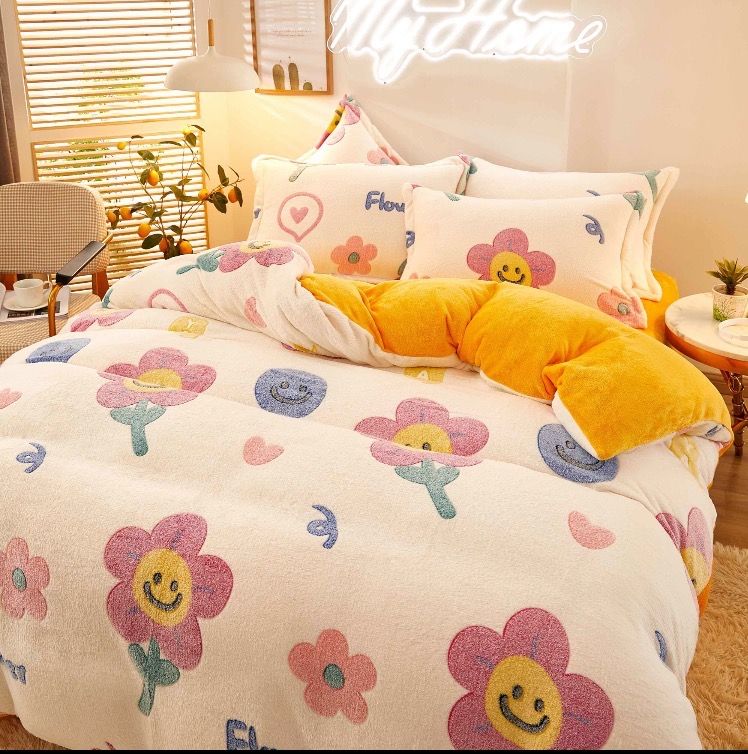 12.22 Live streaming Special snowflake velvet Coral Velvet thickened warm double-sided four-piece set Sunflower