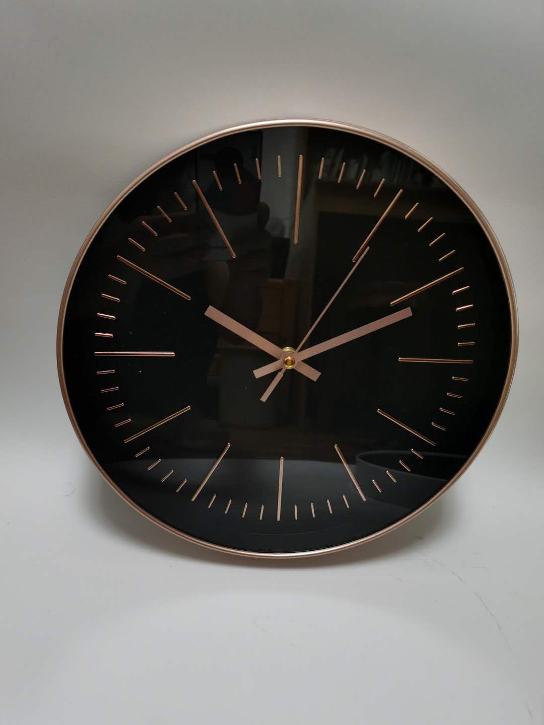 12寸北欧创意钟表简约现代立体字时钟静音客厅卧室挂表装饰钟表时尚挂钟详情图2