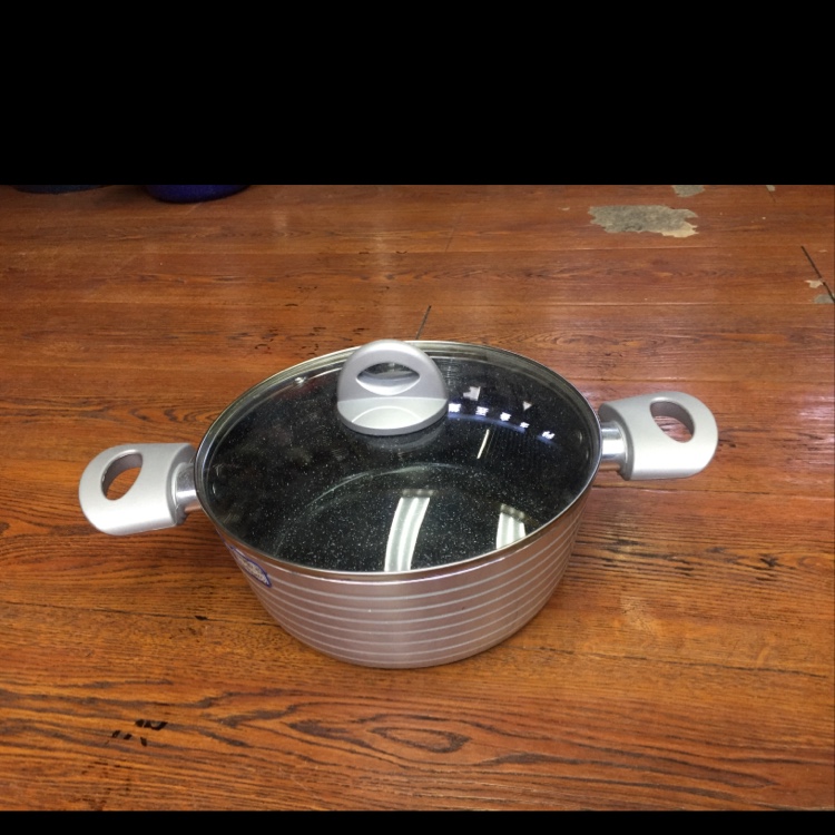25 Soup pot